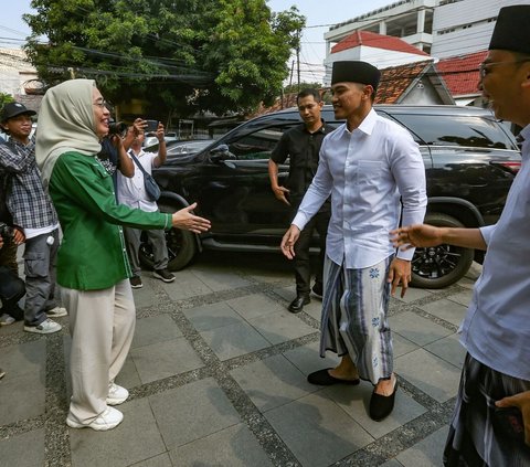 Ketua Umum Partai Solidaritas Indonesia (PSI), Kaesang Pangarep, melakukan kunjungan ke Kantor Partai Kebangkitan Bangsa (PKB) di DPP PKB, Jalan Raden Saleh, Senen, Jakarta Pusat, pada Selasa (06/08/2024). Foto: merdeka.com / Arie Basuki