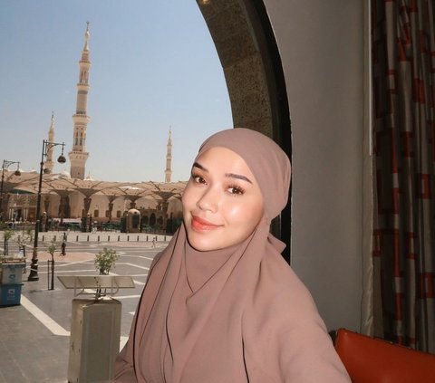 Viral Influencer Brings Pods in Madinah, Here are the Etiquettes in the Holy Land that Must Be Known