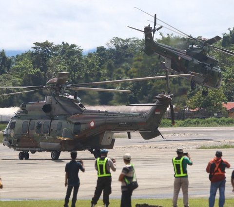 FOTO: Penampakan Helikoper TNI Dikerahkan untuk Evakuasi Jenazah Pilot Selandia Baru yang Dibunuh KKB di Papua