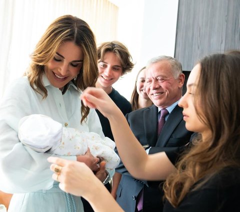 Warm Portrait of King Abdullah and Queen Rania of Jordan Welcoming the Birth of Their First Grandchild