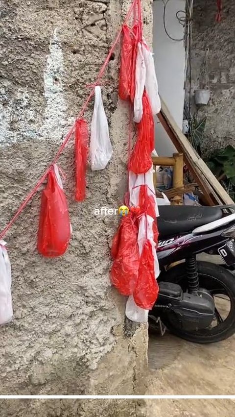 The Spirit of Decorating the Streets for August, This Moment of Damaged Banners Due to Rain is Not as Expected