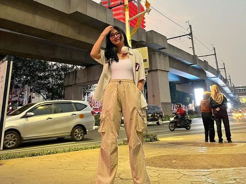 Portrait of Erika Putri, the Viral Influencer for Pranking a Ride-Hailing Driver