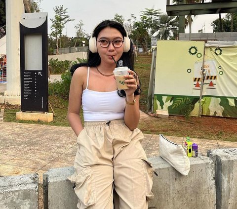 Portrait of Erika Putri, the Viral Influencer for Pranking a Ride-Hailing Driver