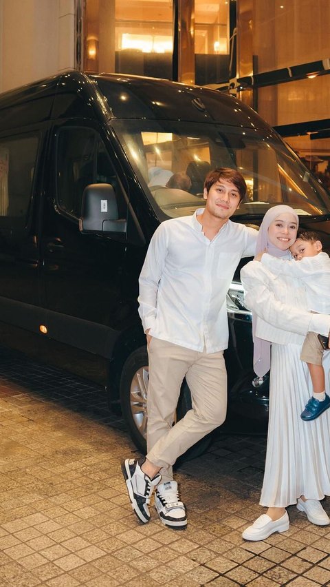 Billar's choice fell on a luxury car of the type Mercedes Benz Sprinter. The estimated price of the luxury car is Rp1.225 billion.