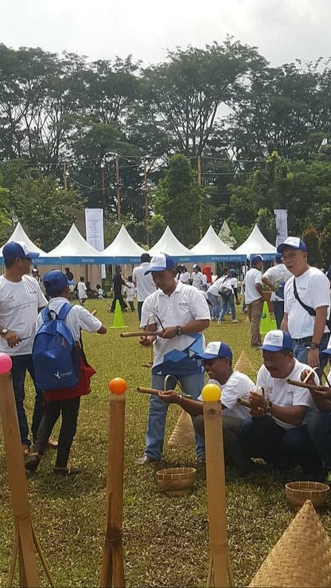 The Paradise of Traditional Games in Indonesia at the Hong Bandung Community