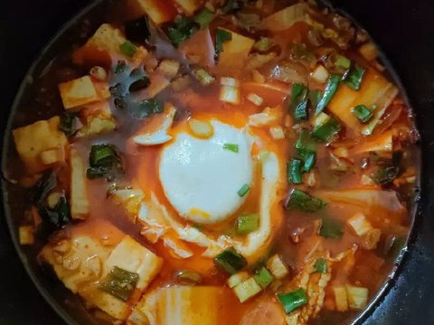 Resep Sup Tahu Kimchi (Soondubu Jjigae Korea)