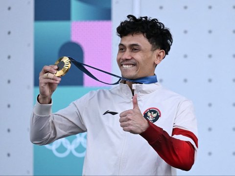 FOTO: Atlet Panjat Tebing Indonesia, Veddriq Leonardo Sabet Emas Pertama untuk Indonesia di Olimpiade Paris 2024