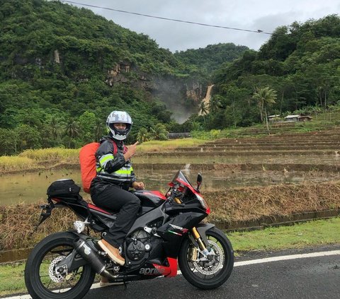 Second Gold Contribution for Indonesia, Here’s a Handsome Picture of Rizki Juniansyah Who Loves Trail Riding