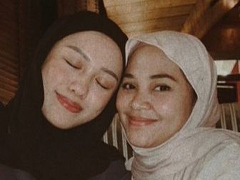 Lolly Putri Nikita Mirzani Reveals Reasons for Wearing Hijab and Appearing More Polite