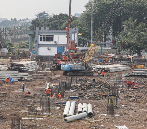 FOTO: Kondisi Terkini Proyek Perluasan Stasiun Tanah Abang, Ditargetkan Rampung Akhir 2024