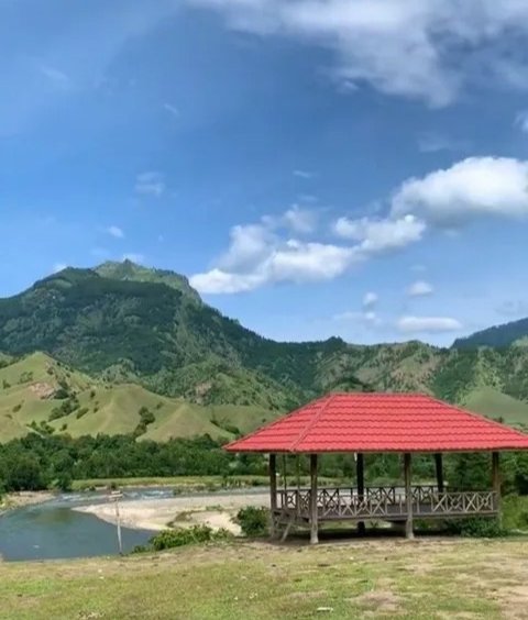 Pria Ini Perlihatkan Sekolah Dasar di Toraja dengan View Indah Disekitarnya, Bikin Warganet Takjub