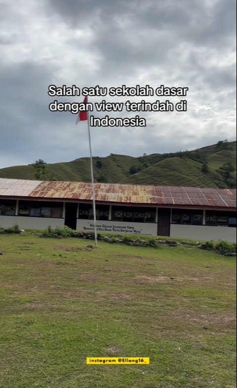 Pria Ini Perlihatkan Sekolah Dasar di Toraja dengan View Indah Disekitarnya, Bikin Warganet Takjub