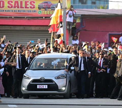 FOTO: Jauh Lebih Sederhana dari Sebelumnya, Ini Mobil yang Dipakai Paus Fransiskus Selama Berada di Timor Leste