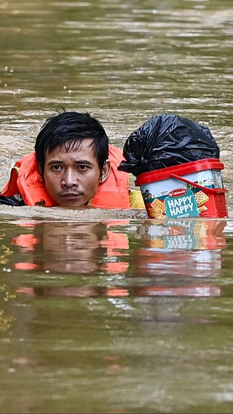 FOTO: Tragis! Korban Meninggal Dunia Akibat Amukan Topan Super Yagi di Vietnam Bertambah 63 Orang, 40 Masih Hilang