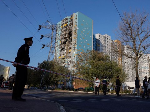 FOTO: Sisa-Sisa Serangan Mengejutkan Ukraina ke Jantung Rusia, Gedung Apartemen Hancur dan Warga Tewas