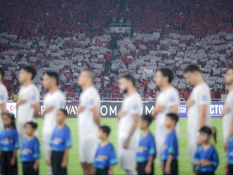 FOTO: Gemuruh Puluhan Ribu Suporter Bakar Semangat Timnas Indonesia Saat Lawan Australia di GBK