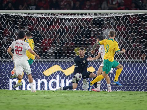 FOTO: Aksi Heroik Maarten Paes Berkali-kali Selamatkan Gawang Timnas Indonesia dari Gempuran Australia