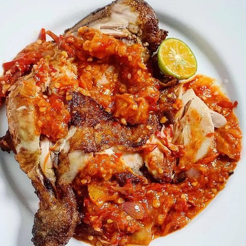 Ayam Goreng dan 3 Menu Ayam Khas Indonesia Masuk Daftar 50 Olahan Ayam Terlezat Versi TasteAtlas