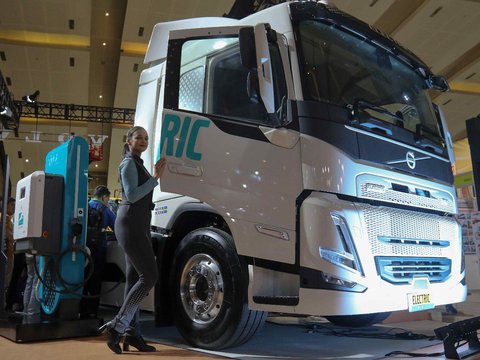 FOTO: Ini Truk Listrik Volvo yang Resmi Meluncur di Indonesia, Punya Jarak Tempuh 300 Km