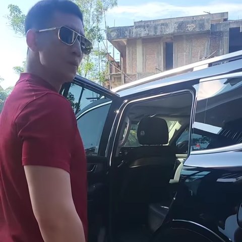 Potret Mobil Baru Verrell Bramasta di Momen Ultah ke-28