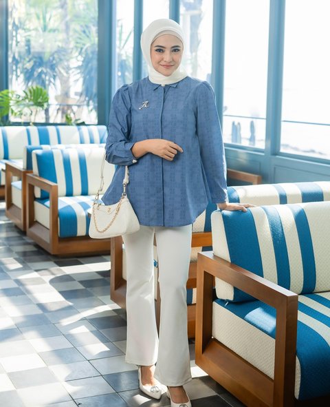 Potret Marshanda Berhijab