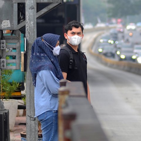 Penelitian Terbaru Ungkap Bagaimana Polusi di Sekitar Pengaruhi Kesuburan Pria dan Wanita