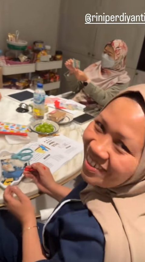 Momen Sus Rini Les Bahasa Inggris