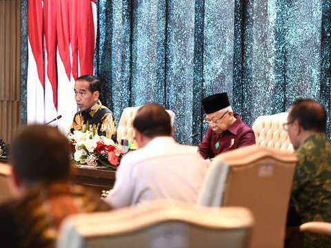 FOTO: Momen Jokowi Pimpin Sidang Kabinet Terakhir di IKN, Pamitan hingga Minta Maaf