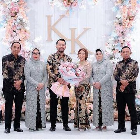 Intip Potret Kebersamaan Kiky Saputri dan Gusrizal, Sang Mertua yang Lolos Seleksi Dewas KPK