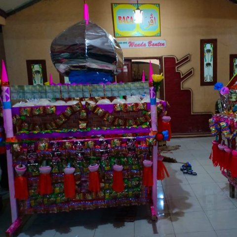 Tradisi Panjang Mulud khas Banten