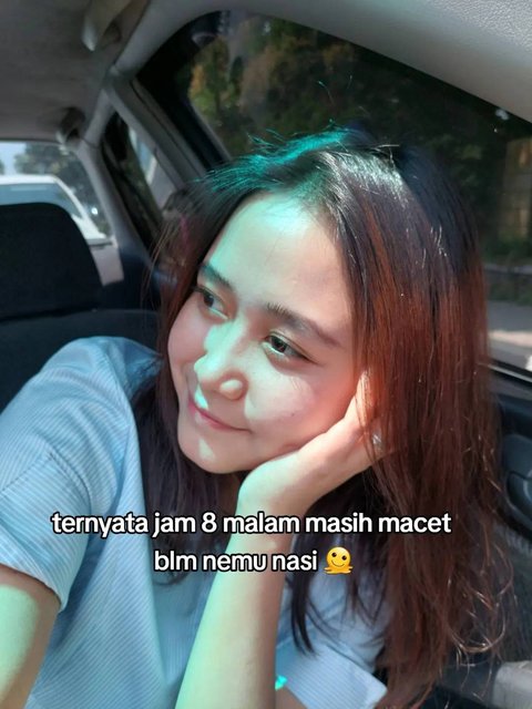 Terjebak Macet Selama 17 Jam, Kisah Wanita yang Lakukan Perjalanan ke Puncak Ini Curi Perhatian