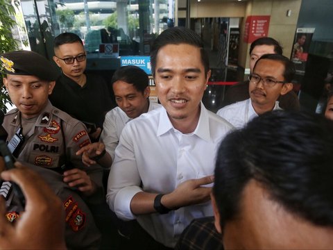 FOTO: Momen Kaesang Buka Suara soal Naik Jet Pribadi ke AS, Ngaku Nebeng Pesawat Teman