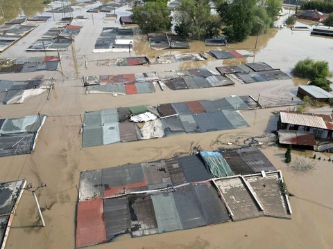 FOTO: Banjir Kian Memburuk, Republik Ceko Terancam 