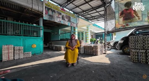 Sutina, pemilik bisnis telur asin di Blitar