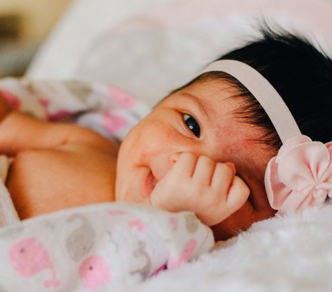 Inspirasi nama bayi perempuan di bulan Syawal yang kekinian.