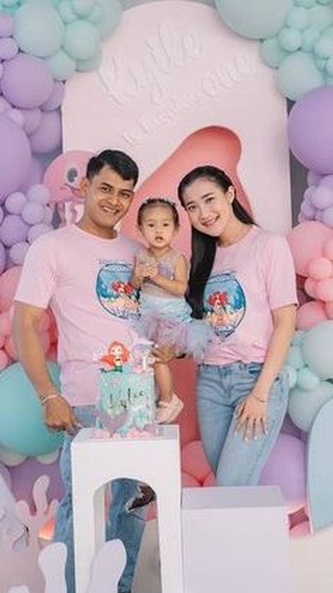 Ultah ke-1, ini Deretan Foto Terbaru Baby Kyle Anak Yeni Inka yang Makin Lucu dan Menggemaskan