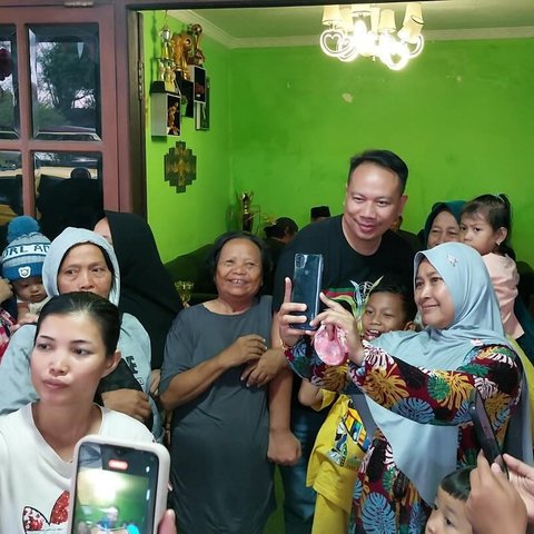 Dulu Nyalon DPR, ini Potret Vicky Prasetyo yang Kini Maju jadi Calon Bupati