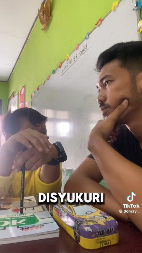 Viral Guru Curhat pada Siswanya yang Masih SD, Respon Muridnya Curi Perhatian