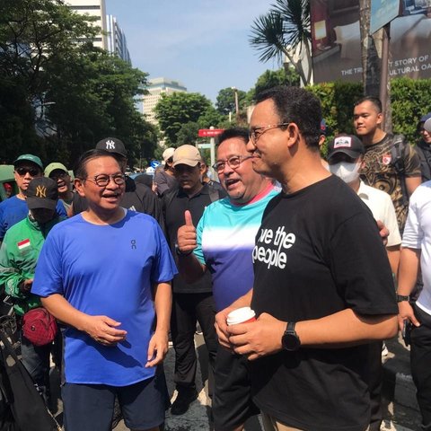 Anies Baswedan bertemu Pramono-Rano saat CFD di Jakarta
