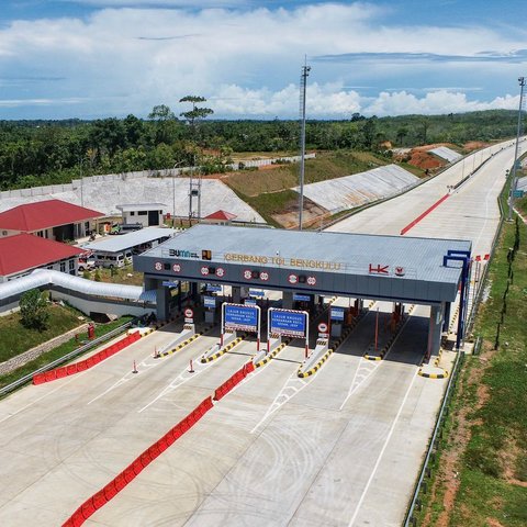 Roda Ekonomi Berputar dari Jalan Tol Trans Sumatera