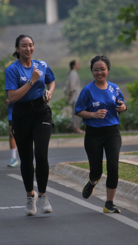 FOTO: Serunya Berlari Sambil Berwisata di TMII