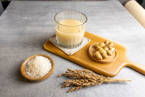 Ilustrasi Jamu Beras Kencur