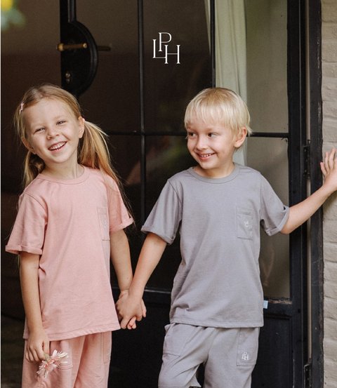 Koleksi pakaian anak Little Palmerhaus.