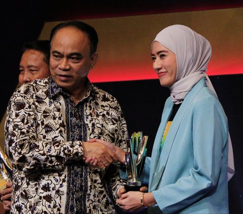 FOTO: Inilah Peraih Penghargaan Merdeka Awards 2024 Kategori Program Kolaborasi Berbasis Teknologi