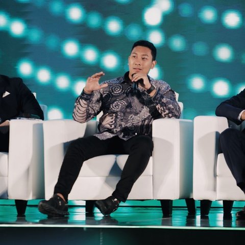 Ganteng dan Gagah Berkacamata Hitam, Potret Anak Tommy Soeharto yang Jadi Pengusaha Bikin Pangling