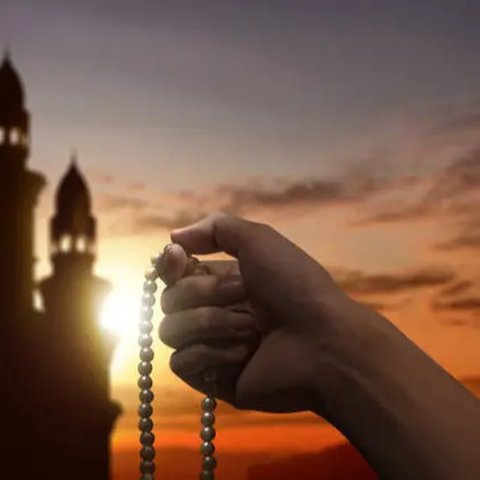 Ustadz Adi Hidayat (Foto: Tangkapan Layar Youtube @aagymoffical)