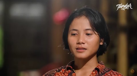Anggi Aptiningsih, petani jamur asal Banyuwangi
