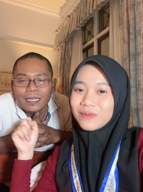 Besok Akan Dilantik Menjadi Seorang Perawat, Momen Wawancara Bapak dan Anak Ini Curi Perhatian