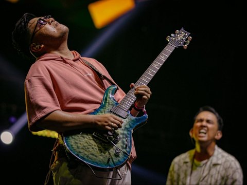 FOTO: Momen Duet Ada Band dan Naura Ayu Bikin Suasana Pestapora Mengharu Biru