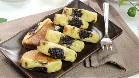 3 Resep Favorit Kue Pukis Lembut Anti Gagal